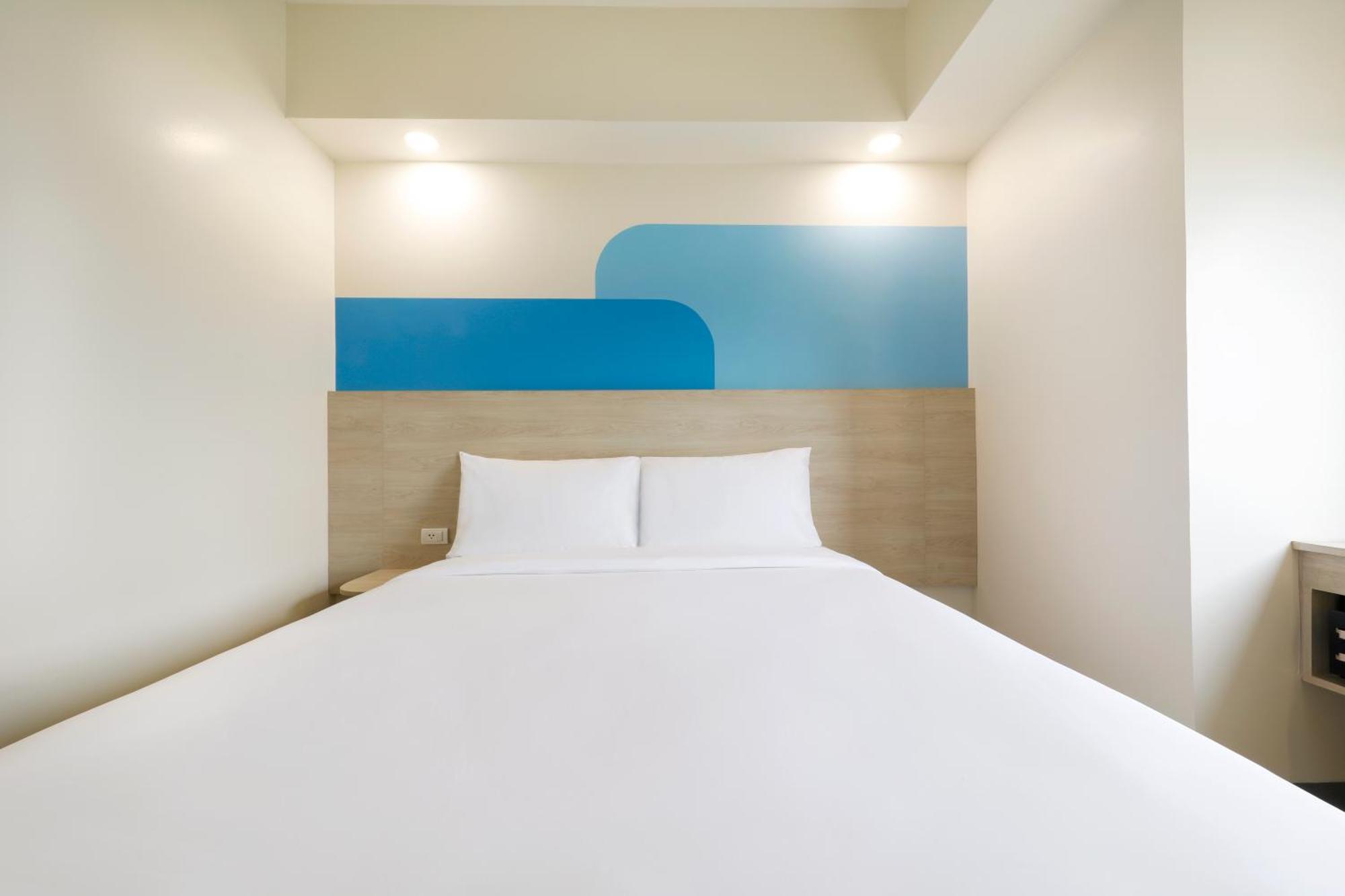 Hop Inn Hotel North Edsa Quezon City Exterior photo